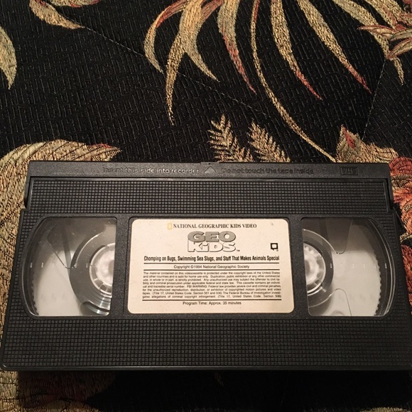Geo kids vhs tapes of 4 - Picture 4 of 4